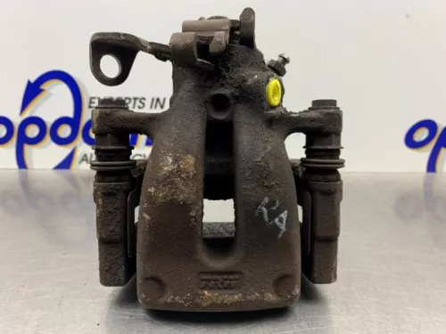 Remklauw (Tang) rechts-achter-8251649