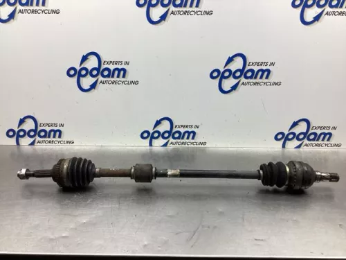 Aandrijfas rechts-voor Chevrolet 96348791 sw3944