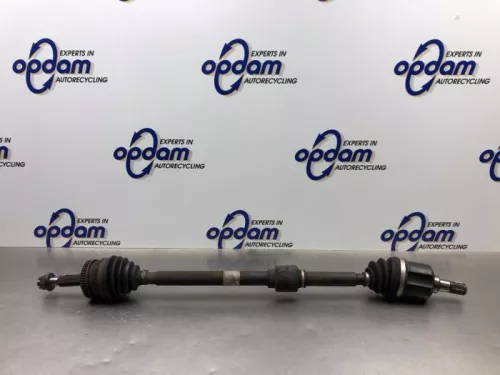 Aandrijfas rechts-voor Kia 495001d201 tj66