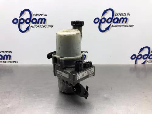 Stuurbekrachtiging Pomp-8232623