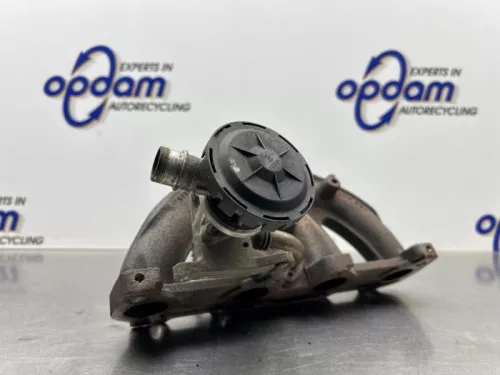 Uitlaatspruitstuk-8302936