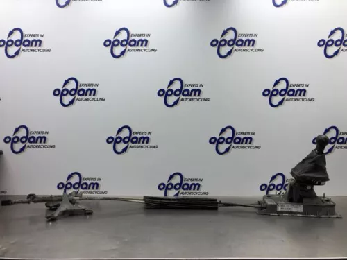 Versnellingsbak Bedieningskabel-8167904