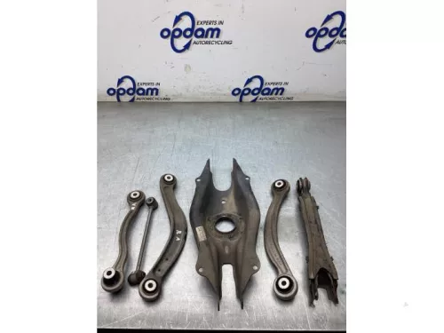 Draagarm rechts-achter-8285141