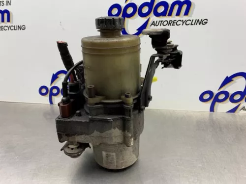 Stuurbekrachtiging Pomp-8352651