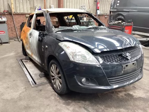 Remklauw (Tang) rechts-voor-8354553