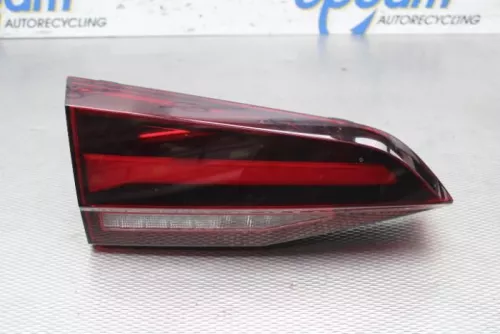 Achterlicht links-8220822