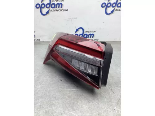 Achterlicht links-8190783