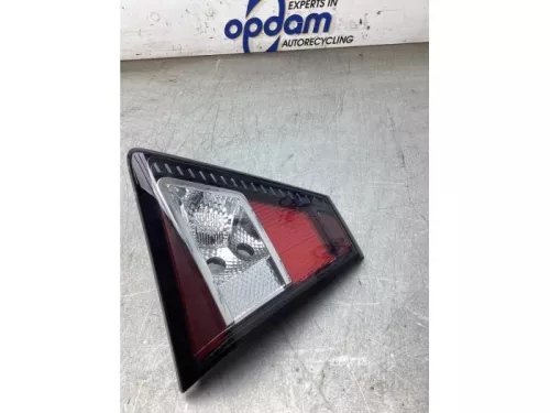 Achterlicht links-8068977