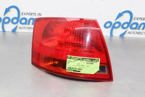 Achterlicht links-7879914