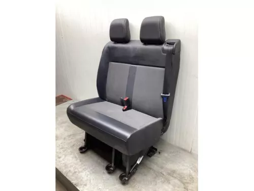 Bank rechts-voor-8115877