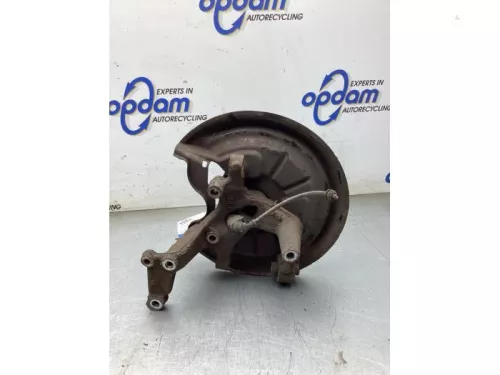 Fusee rechts-achter-8343596