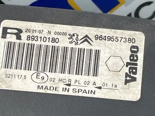 Koplamp rechts-8374984