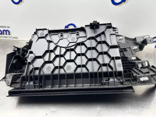 Dashboardkastje-8363993