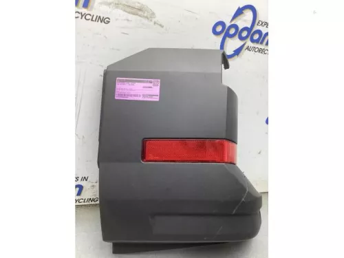 Bumperhoek links-achter-8407023