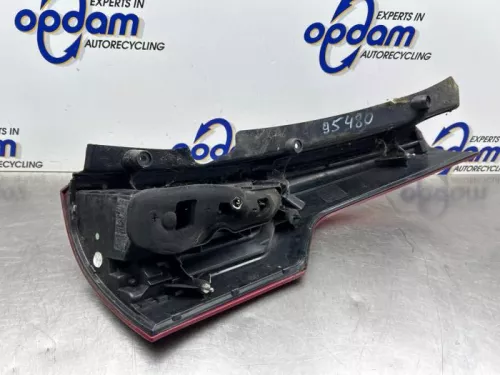 Achterlicht links-8435295