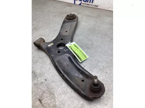 Draagarm onder links-voor-8205783