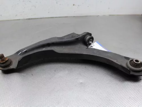 Draagarm onder links-voor-7881030