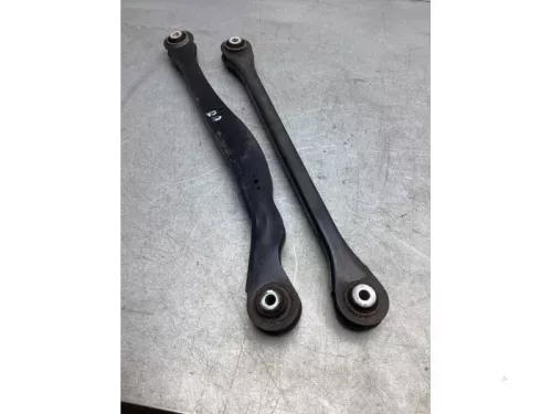 Draagarm rechts-achter-7932071