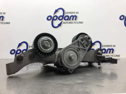 Dynamosteun onder-7882028