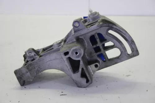 Dynamosteun onder-7883211