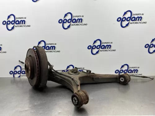 Fusee rechts-achter-8254358