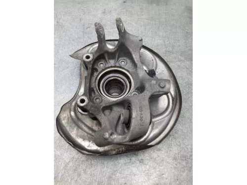 Fusee rechts-achter-8068018