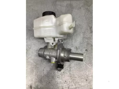 Hoofdremcilinder-8251609