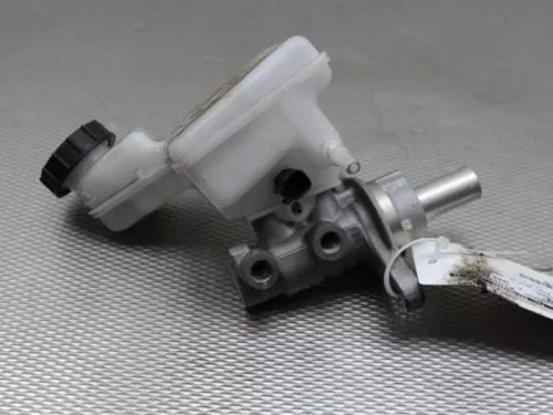 Hoofdremcilinder-7766949