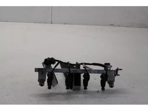 Injector (benzine injectie)-7582079